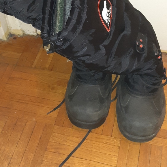 Mens winter boots - Picture 2 of 3